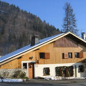 gite-des-moulins.hotels-rhonealpes.com/