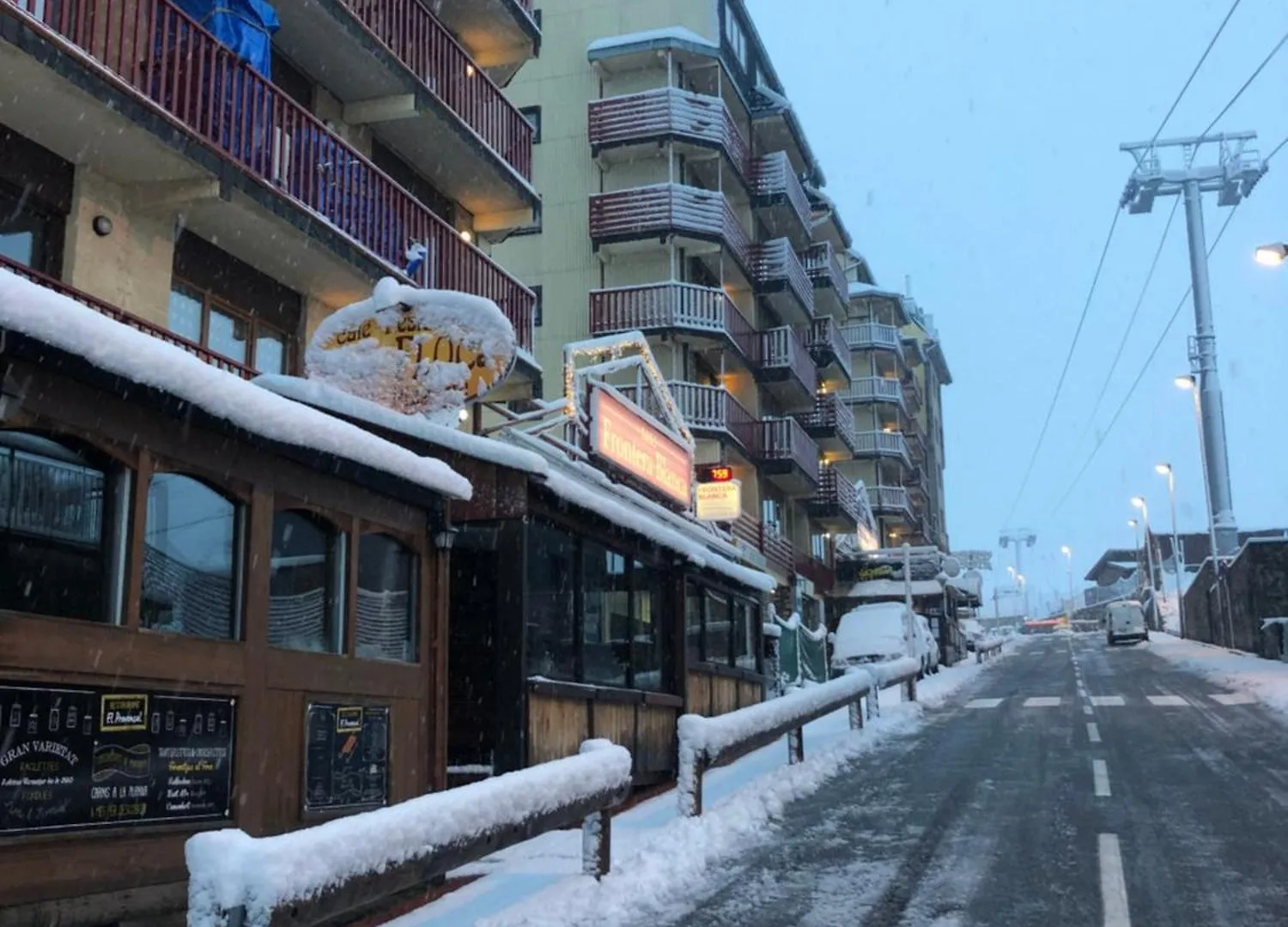 Frontera Blanca Apartamento Pas De La Casa