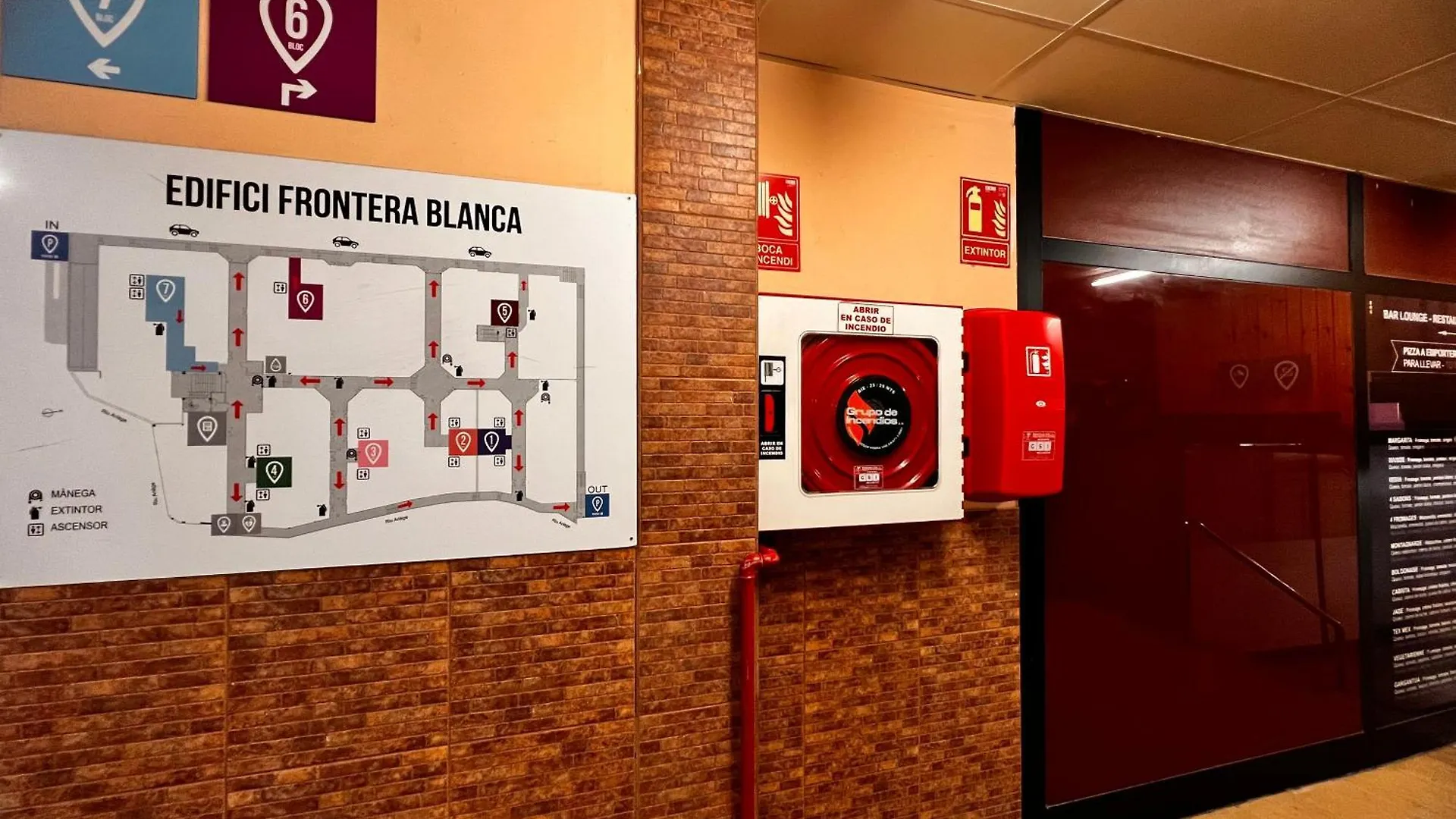 Frontera Blanca Apartamento Pas De La Casa